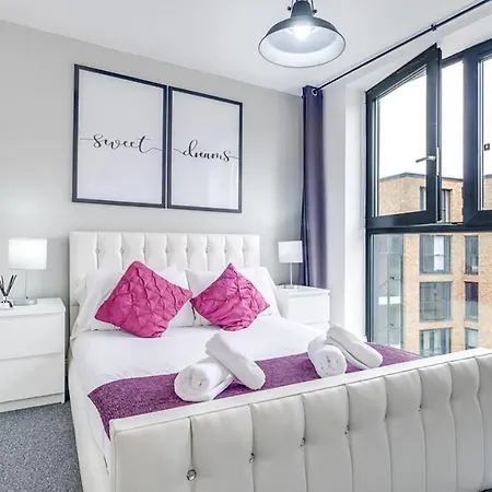 Apartment View Centre *