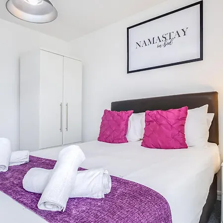 Apartment View Centre *