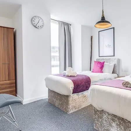 Apartment View Centre *