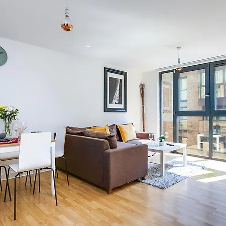 View Centre Apartment *
